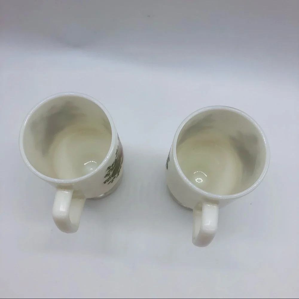 RETRO MUSHROOM PEDESTAL MILK GLASS COFFEE MUGS - SET OF 2